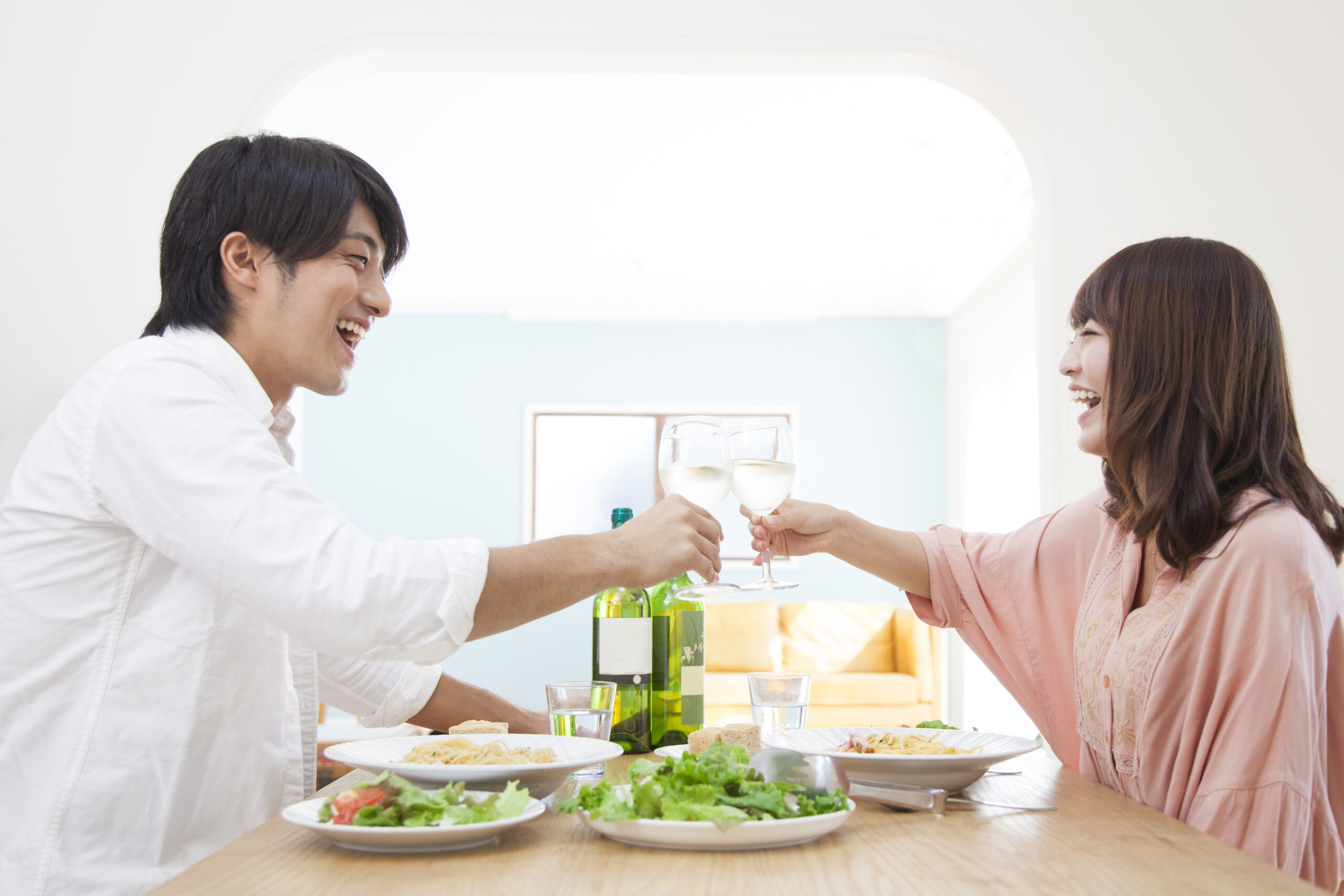 ご飯だけのデートに誘う男性は脈なし 関係を深めていくには 成婚第一主義の結婚相談所なら結婚物語